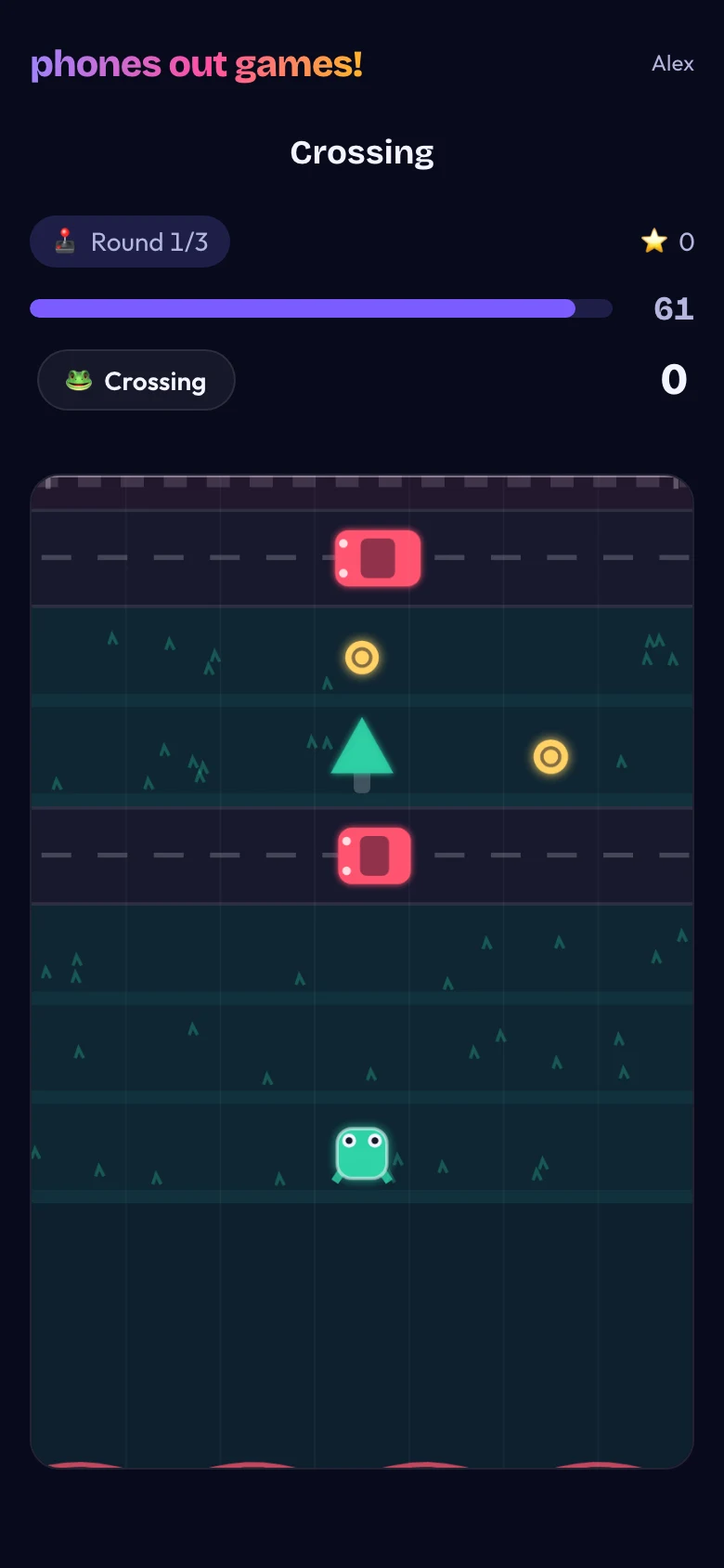Crossing phone screen: Everyone plays at once